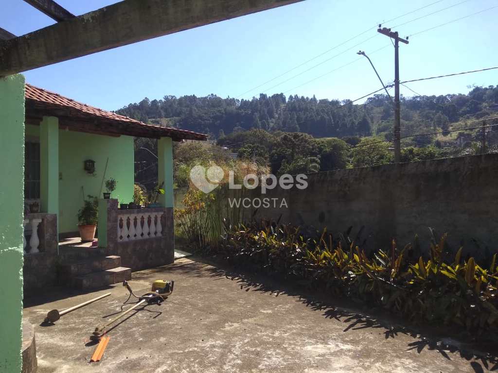 Casa em Serra Negra, no bairro das Posses