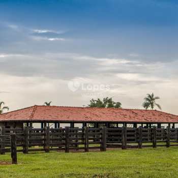 Fazenda em Tabaporã, bairro Centro