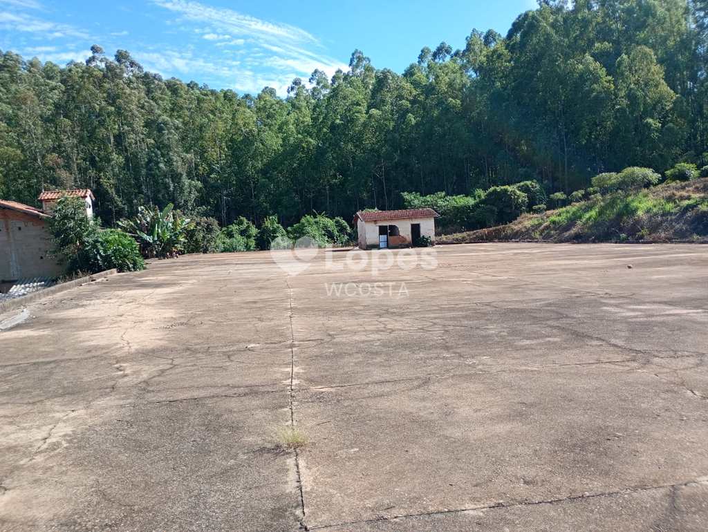 Fazenda em Caconde, no bairro Centro