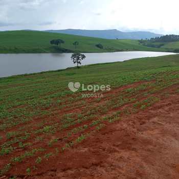 Fazenda em Cruzília, bairro Centro
