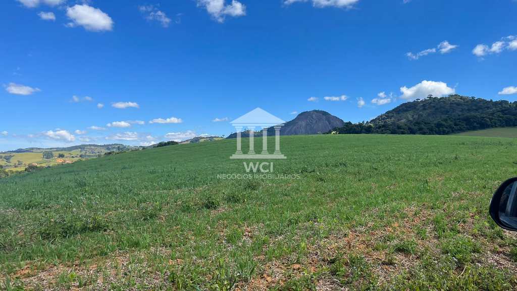 Fazenda em Ipuiúna, no bairro Centro