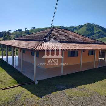 Chácara em Cambuí, bairro Centro