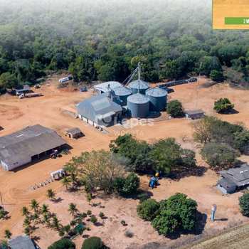 Fazenda em Nova Maringá, bairro Centro