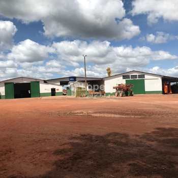 Fazenda em Unaí, bairro Centro