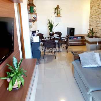 Apartamento em Paulínia, bairro Parque Bom Retiro