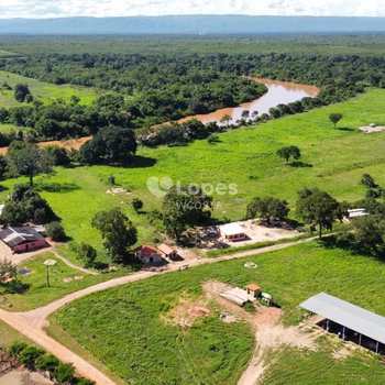 Fazenda em Iaciara, bairro Centro