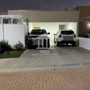 Casa de Condomínio em Paulínia, bairro Saltinho