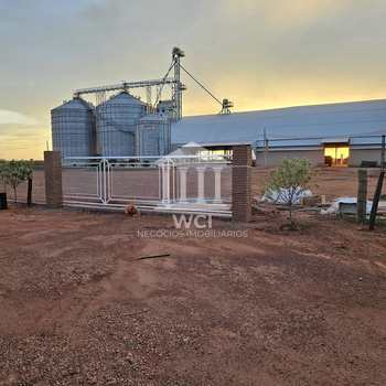 Fazenda em Pontes E Lacerda, bairro Centro