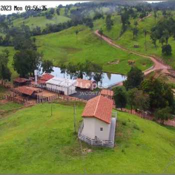 Fazenda em Uberlândia, bairro Área Rural de Uberlândia