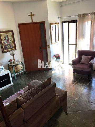 Apartamento, código 501 em São José do Rio Preto, bairro Vila Imperial
