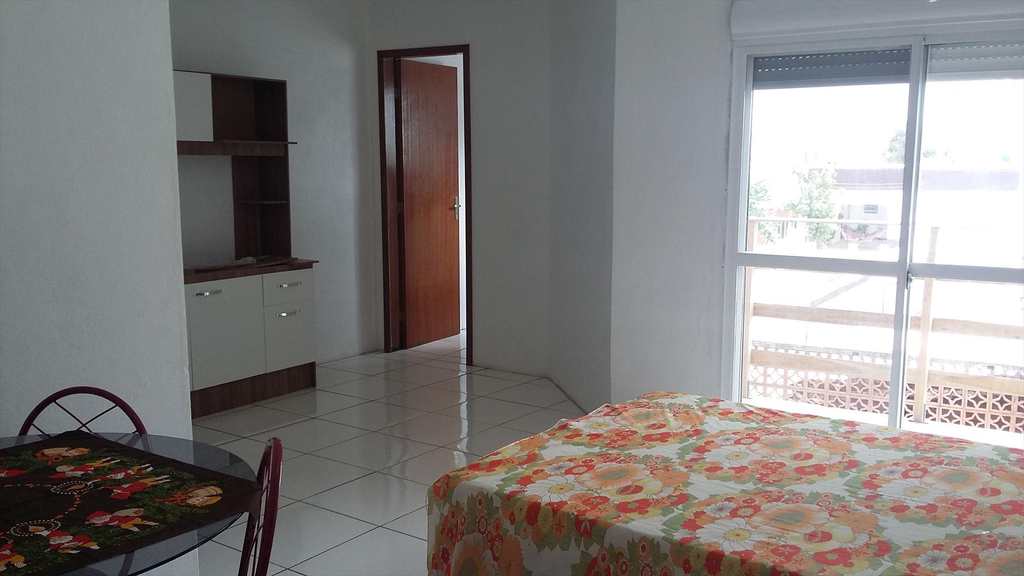 Kitnet em Rio Grande, no bairro Cassino