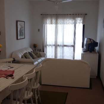 Apartamento em Rio Grande, bairro Cassino