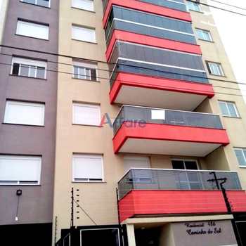 Apartamento em Caxias do Sul, bairro Sanvitto