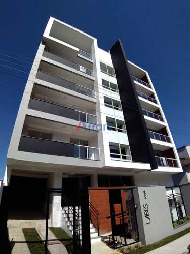 Apartamento, código 32 em Caxias do Sul, bairro Panazzolo