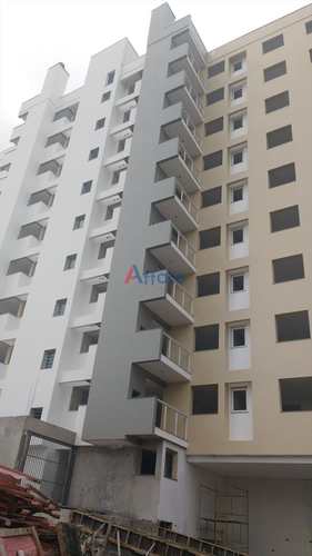 Apartamento, código 81 em Caxias do Sul, bairro Jardim América