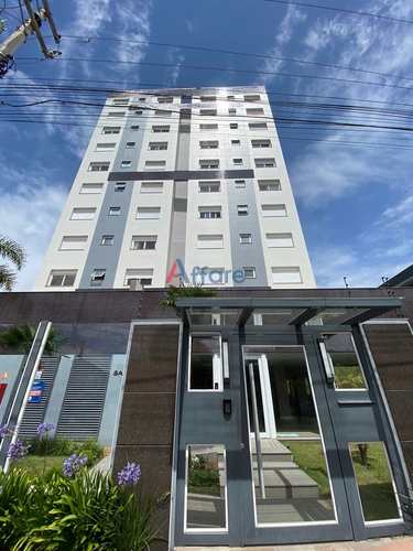 Apartamento, código 820 em Caxias do Sul, bairro Panazzolo