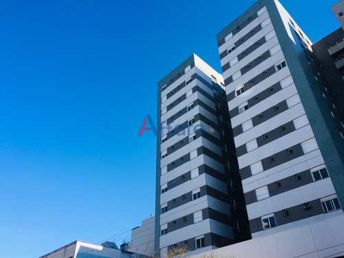 Apartamento, código 1163 em Caxias do Sul, bairro Centro