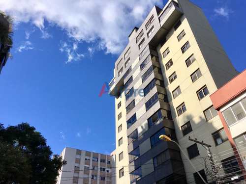 Apartamento, código 1309 em Caxias do Sul, bairro Centro