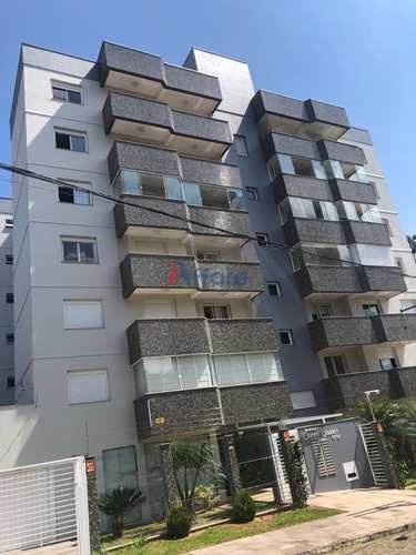 Apartamento, código 1452 em Caxias do Sul, bairro Cinqüentenário