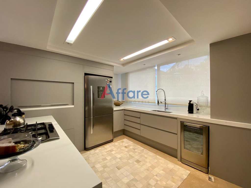 Apartamento em Caxias do Sul, no bairro Madureira