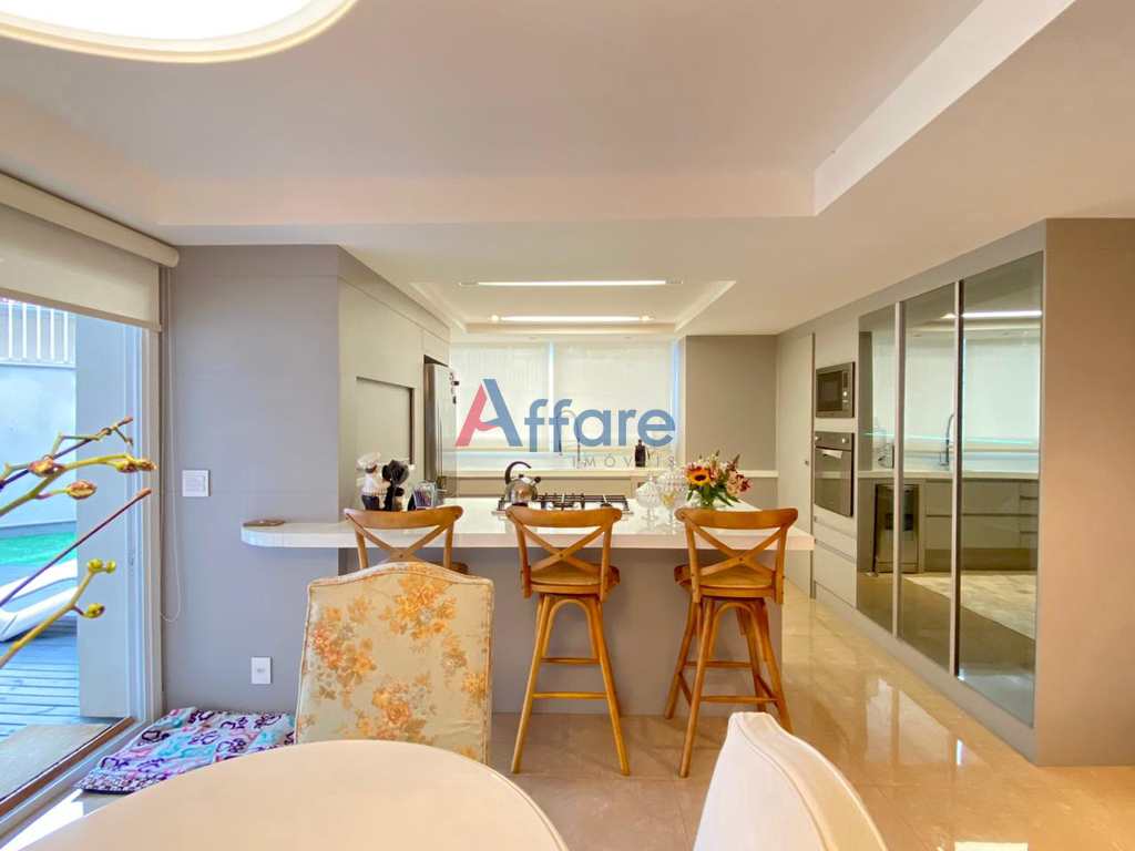 Apartamento em Caxias do Sul, no bairro Madureira