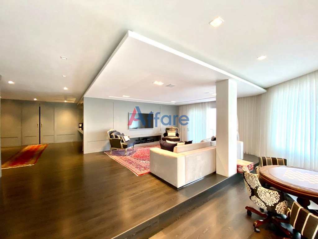 Apartamento em Caxias do Sul, no bairro Madureira