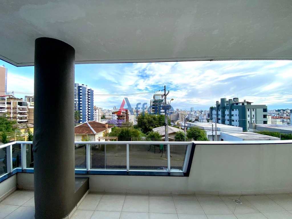 Apartamento em Caxias do Sul, no bairro Madureira