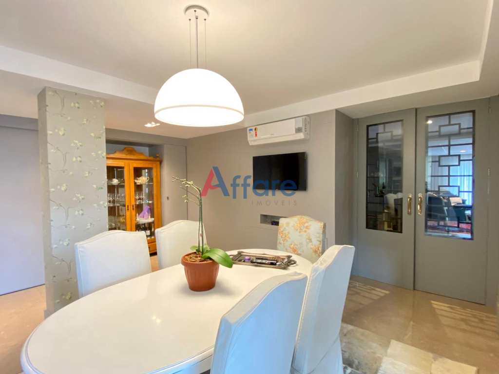 Apartamento em Caxias do Sul, no bairro Madureira