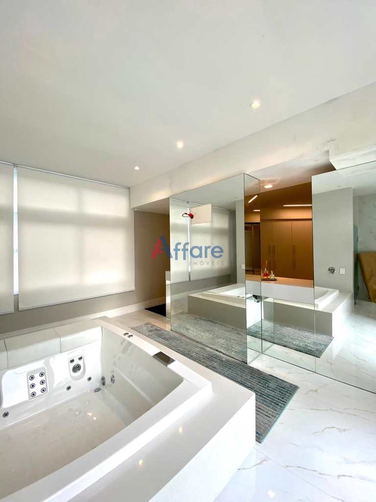 Apartamento em Caxias do Sul, no bairro Madureira