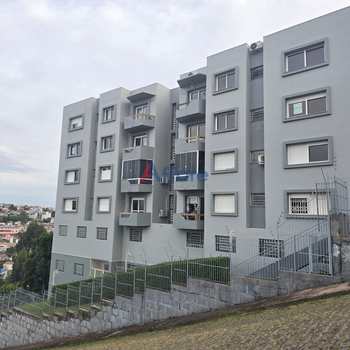 Apartamento em Caxias do Sul, bairro Cinqüentenário