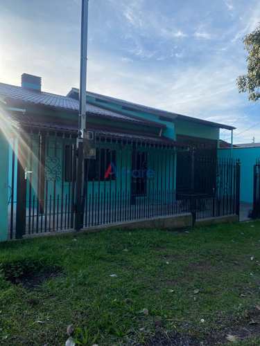 Casa, código 2679 em Caxias do Sul, bairro Forqueta
