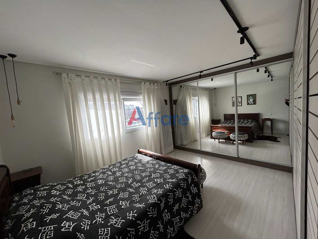Apartamento em Caxias do Sul, no bairro Sanvitto