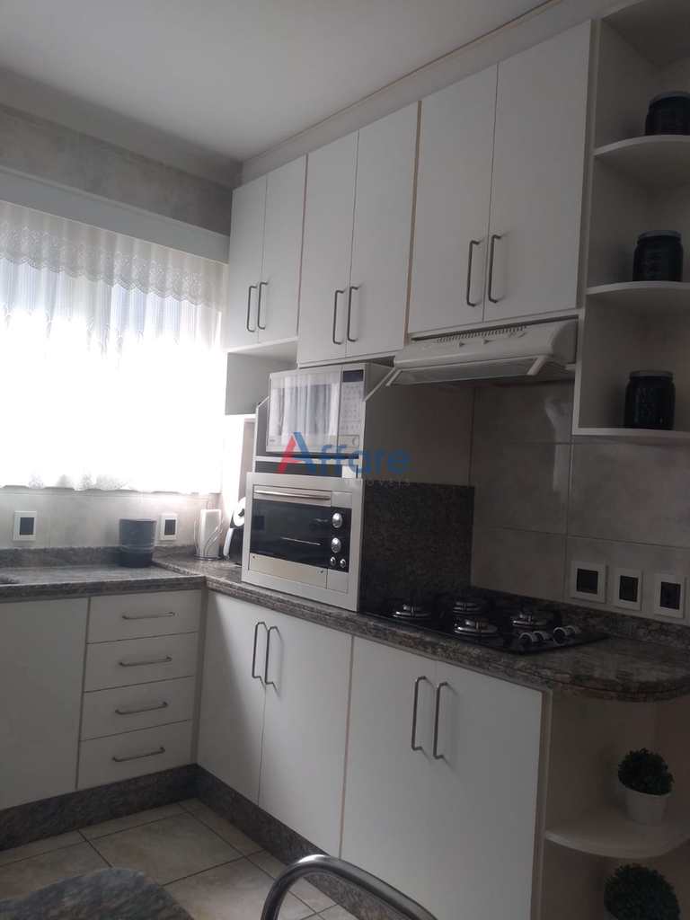 Apartamento em Caxias do Sul, no bairro Madureira