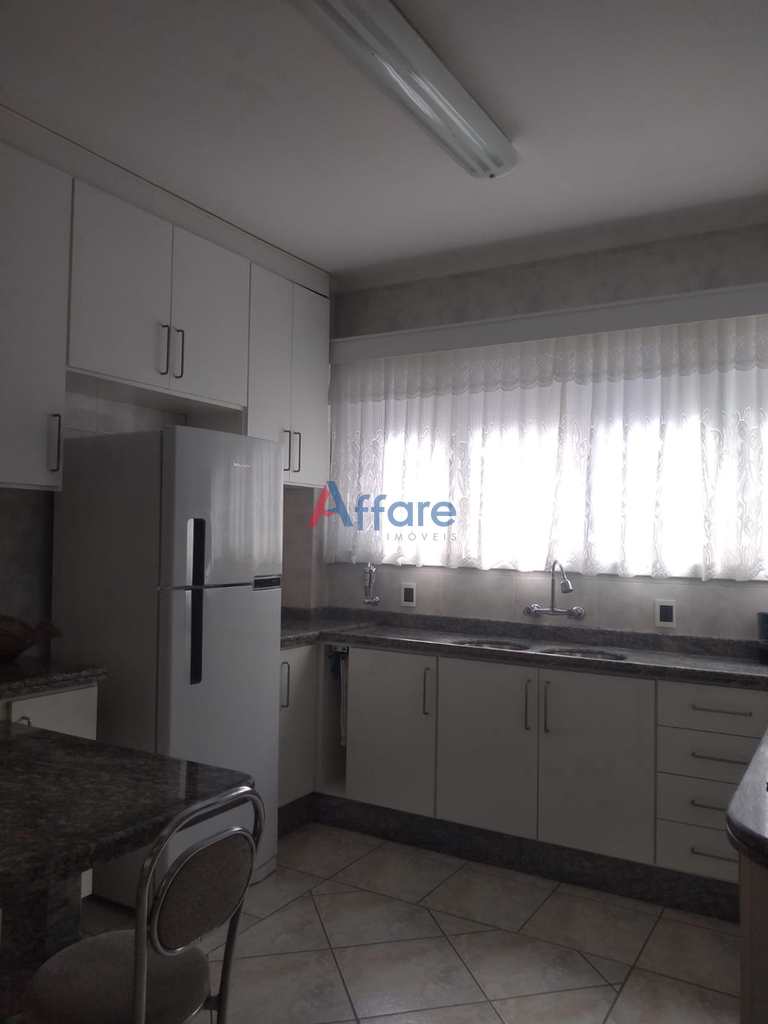 Apartamento em Caxias do Sul, no bairro Madureira