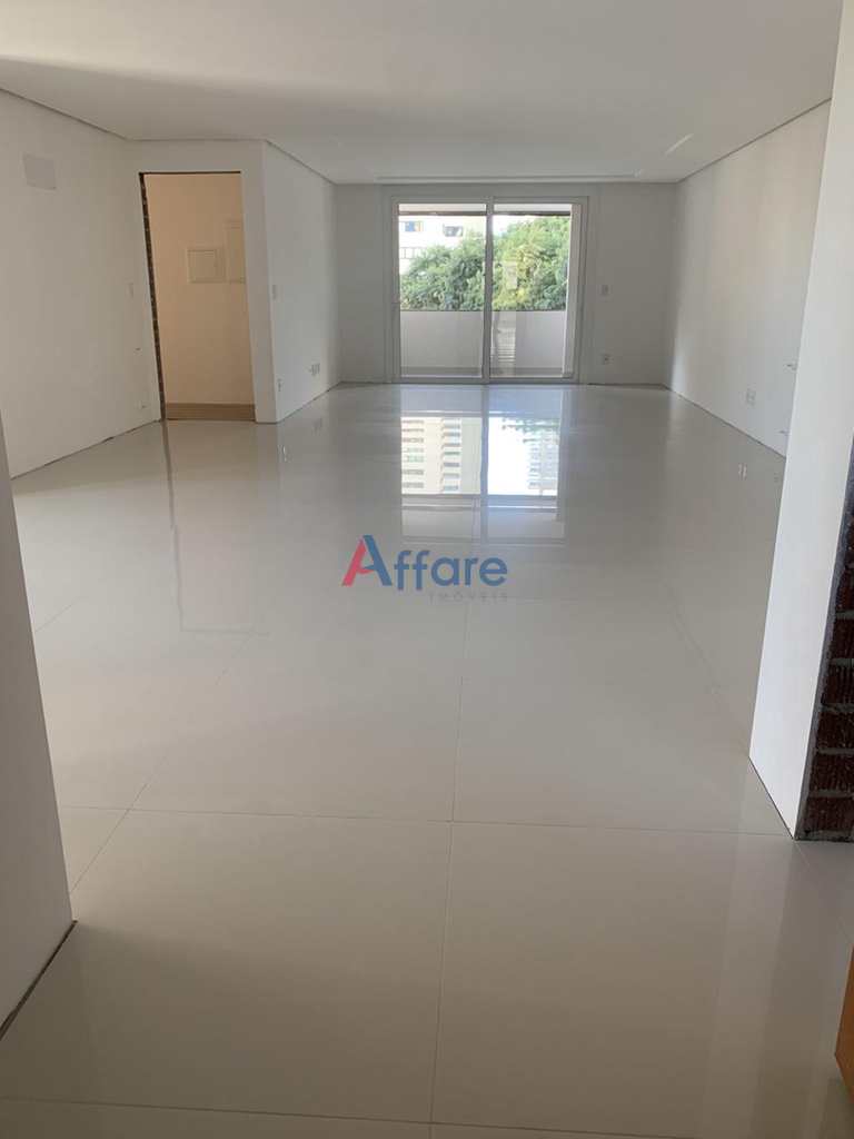 Apartamento em Caxias do Sul, no bairro Exposição