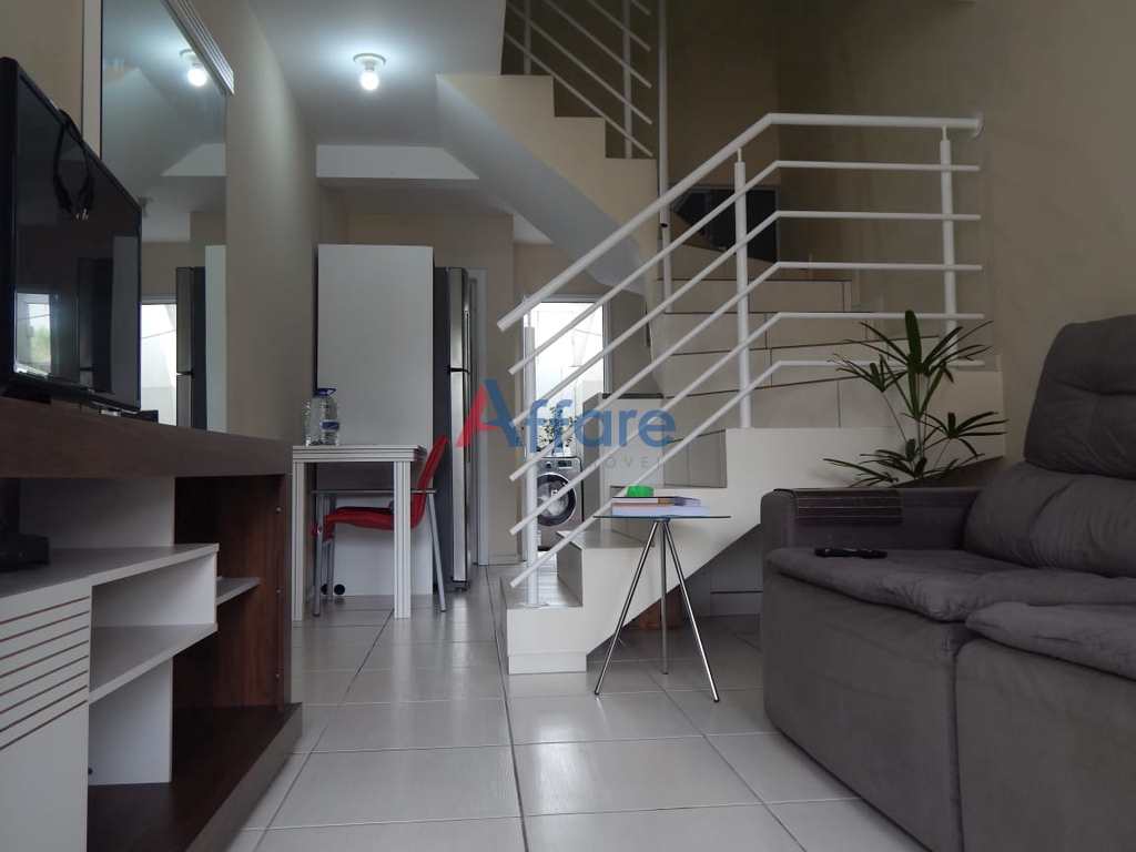 Sobrado em Caxias do Sul, no bairro Vinhedos