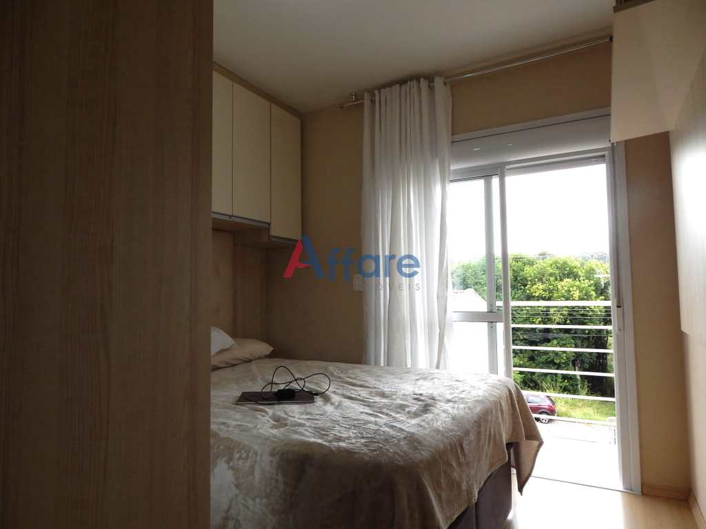 Sobrado em Caxias do Sul, no bairro Vinhedos