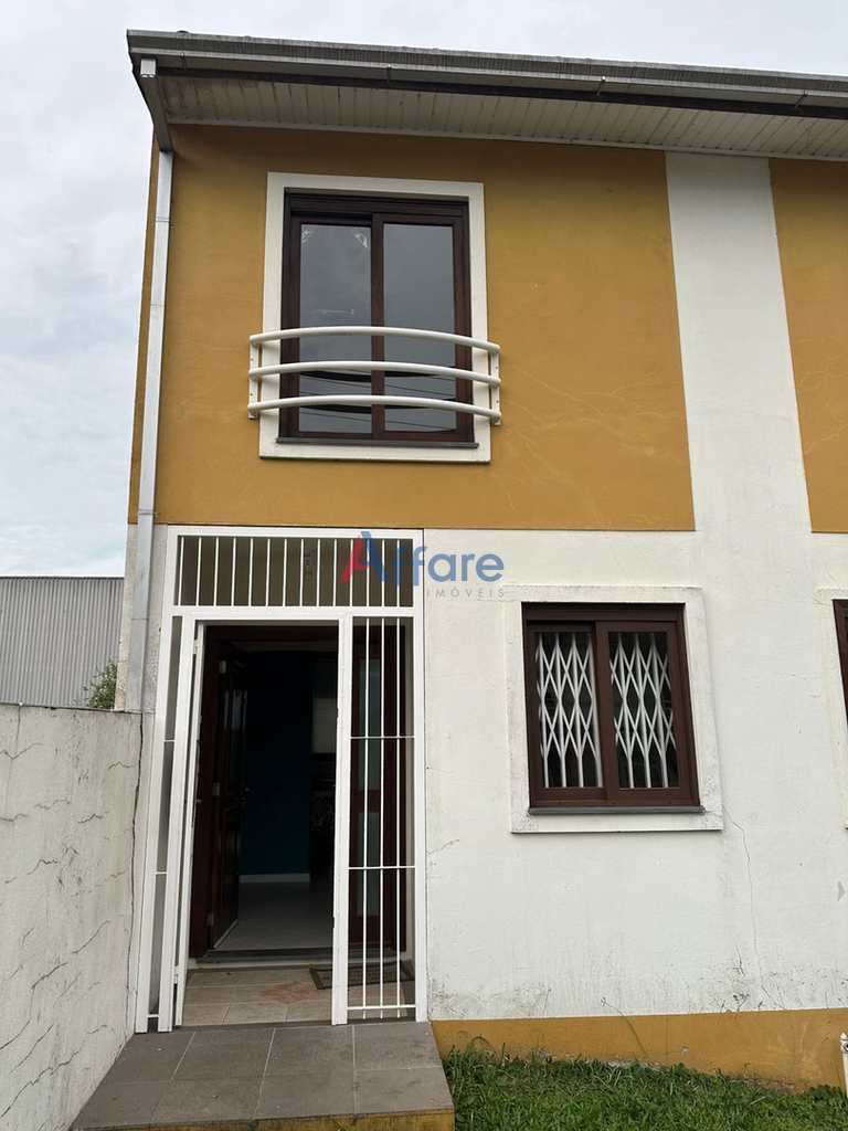 Sobrado em Caxias do Sul, no bairro Diamantino