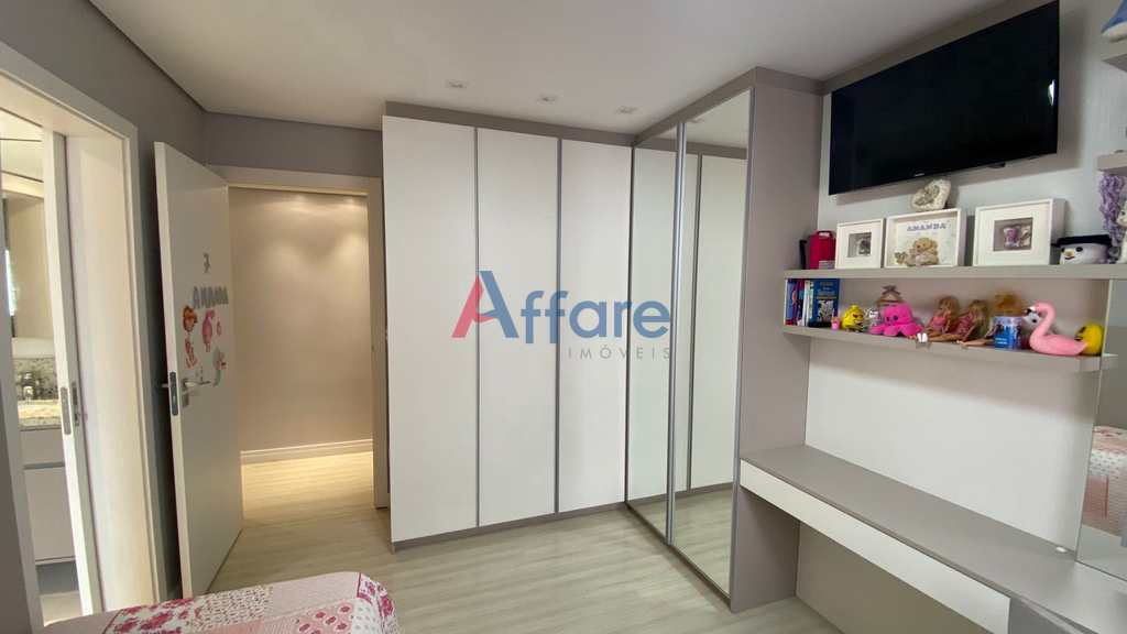 Apartamento em Caxias do Sul, no bairro Panazzolo