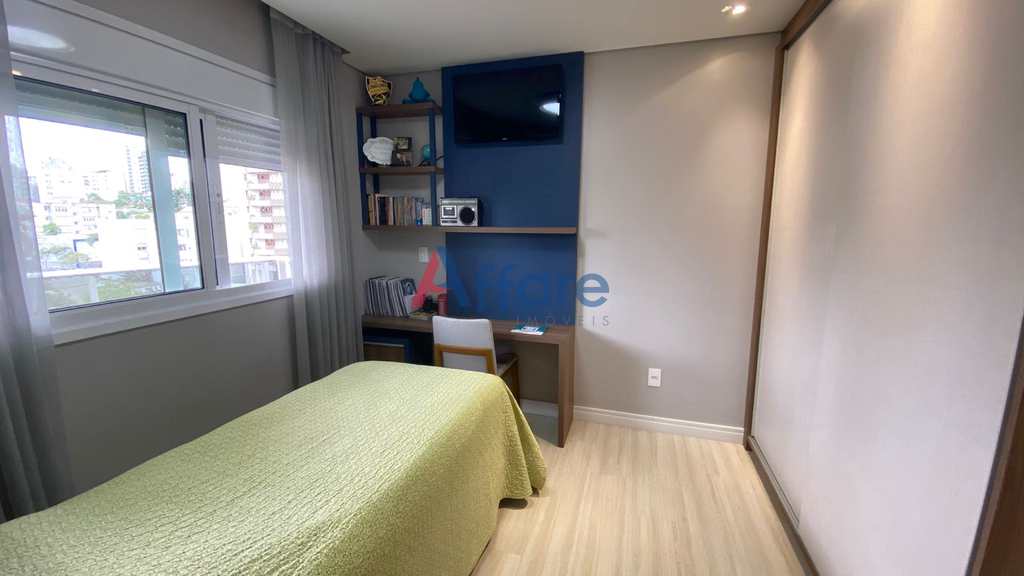 Apartamento em Caxias do Sul, no bairro Panazzolo