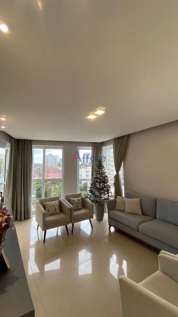Apartamento em Caxias do Sul, no bairro Panazzolo