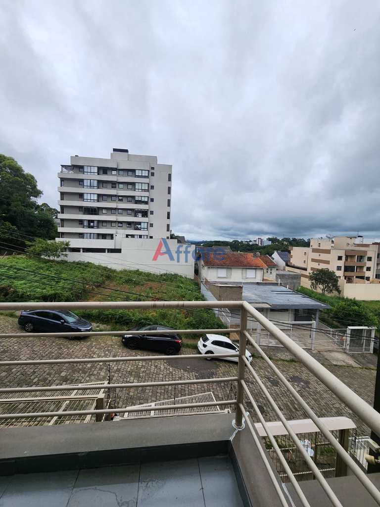 Sobrado em Caxias do Sul, no bairro Vinhedos