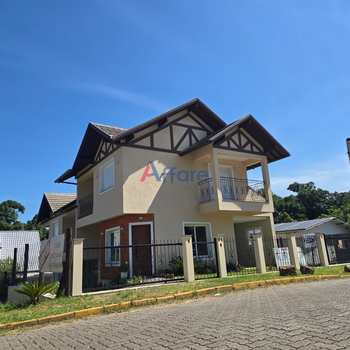 Sobrado em Nova Petrópolis, bairro Bairro Piá