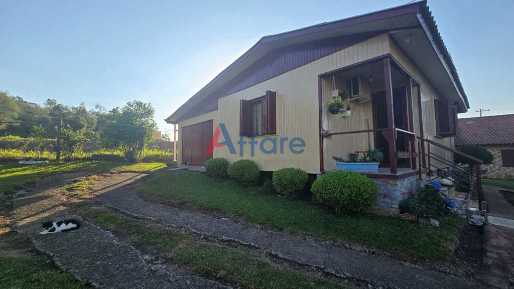 Casa em Caxias do Sul, no bairro Forqueta