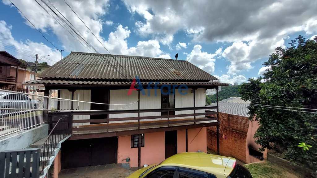 Casa em Caxias do Sul, no bairro Planalto