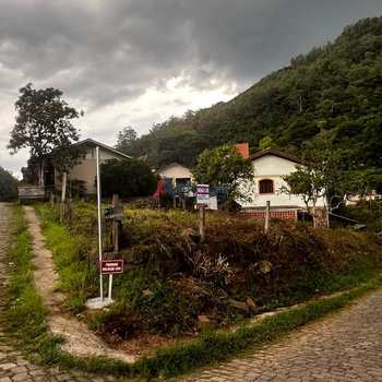 Terreno em Caxias do Sul, bairro Galópolis