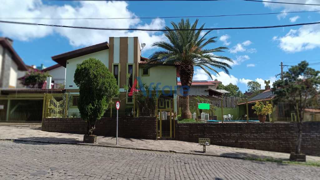 Casa em Caxias do Sul, no bairro Arco Baleno