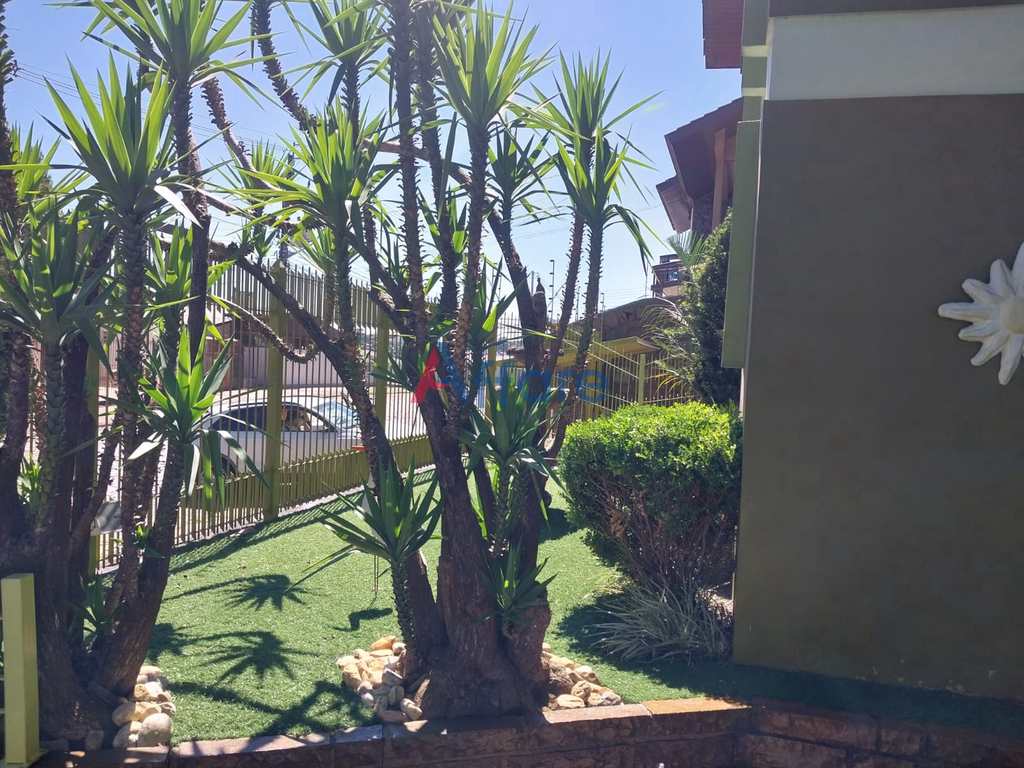 Casa em Caxias do Sul, no bairro Arco Baleno
