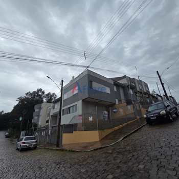 Sobrado em Caxias do Sul, bairro Colina Sorriso