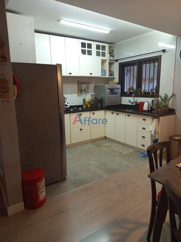Casa em Caxias do Sul, no bairro Kayser